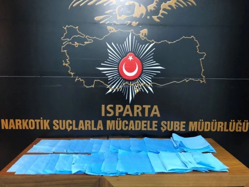 Sırt çantasında 238 bin 140 kullanımlık uyuşturucu madde ele geçirildi
