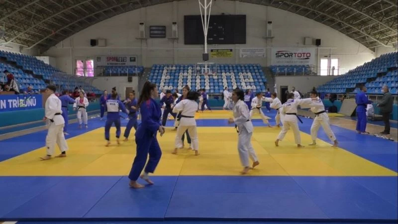 Milliler, Paris 2024’ün temellerini Edirne’de atıyor
