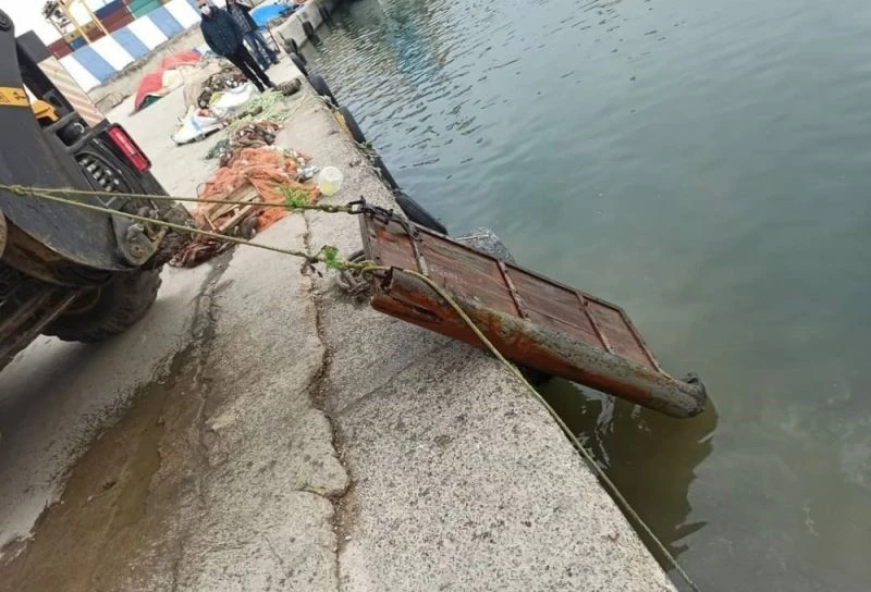 Denizde ‘Trol’ kapısı bulundu
