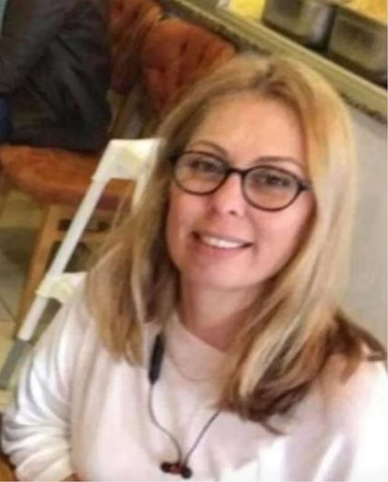 Balondan girdiği evde annesinin cansız bedenini buldu
