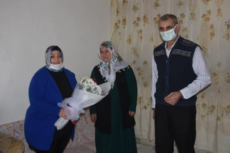 38 yıllık evli çiften gençlere uzun evliliğin ipuçları
