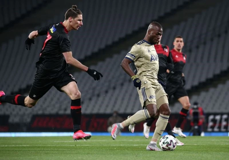 Süper Lig: Fatih Karagümrük: 1 - Fenerbahçe: 2 (Maç sonucu)
