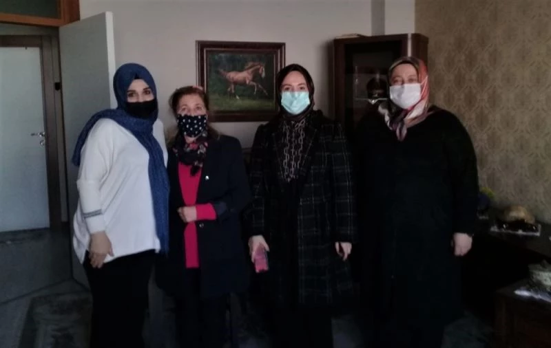 Devlet koruması ile sıcak aile ortamında büyüyorlar
