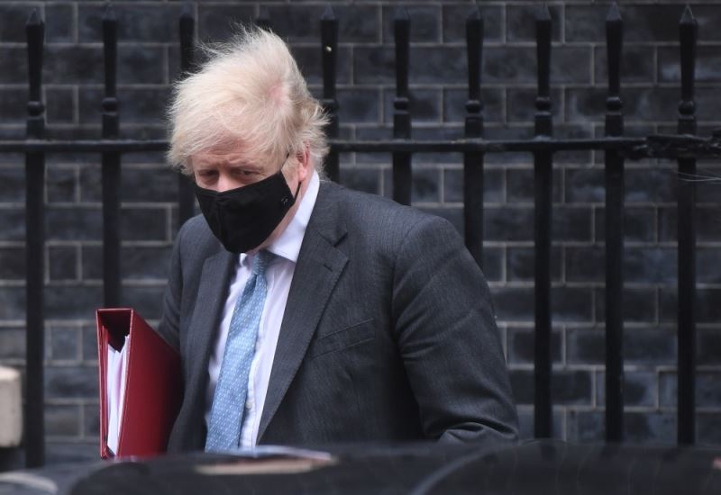 İngiltere Başbakanı Johnson, karantinadan çıkış planı için 