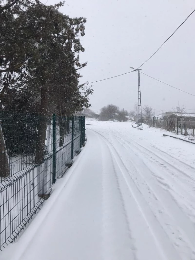 Silivri’de yolların kapanmaması için çalışmalar sürüyor

