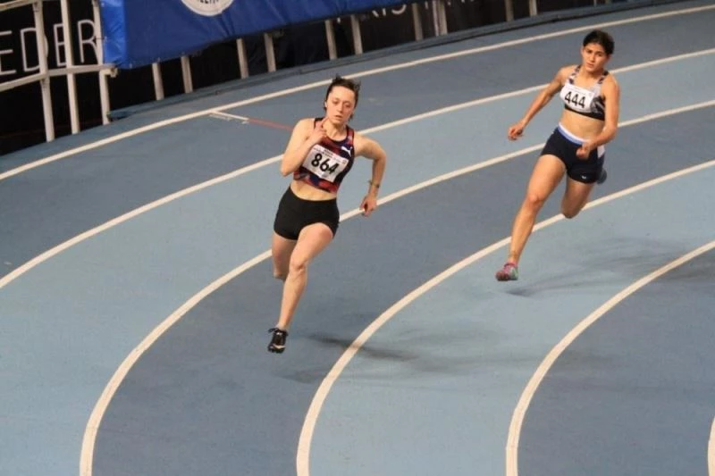 İzmit Belediyesporlu atletler İstanbul’da piste çıktı
