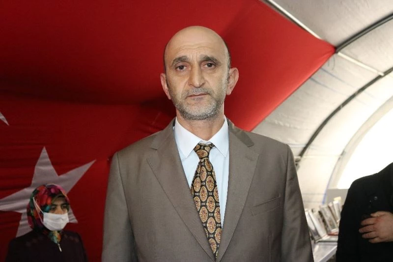 Ergenekon Ocaklarından evlat nöbetindeki ailelere taziye ziyareti
