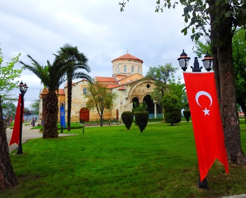 Pandemiye rağmen restorasyon çalışmaları durmadı
