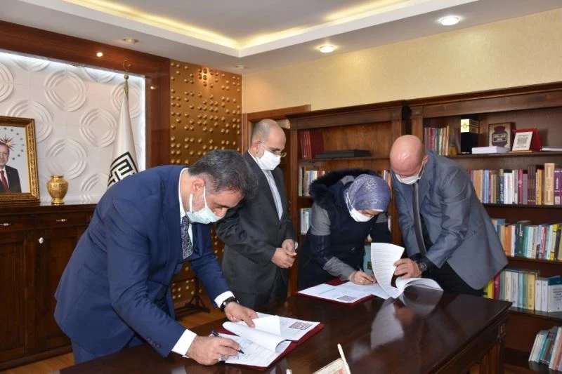 MAÜ, Şam Üniversitesi ile eğitsel ve bilimsel işbirliği protokolü imzaladı
