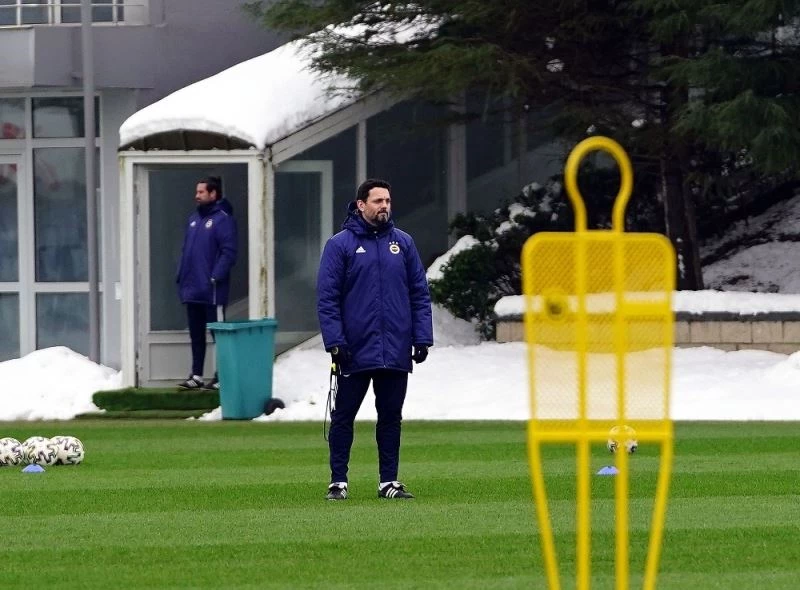 Fenerbahçe; Gustavo, Novak ve İrfan’dan yoksun çalıştı
