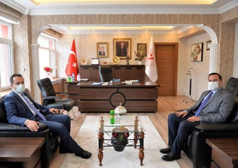 Vali Şentürk talepleri kaymakamlardan dinledi
