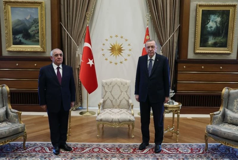 Cumhurbaşkanı Erdoğan, Azerbaycan Başbakanı Asadov’u kabul etti
