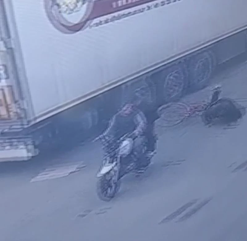 Bisikletle giderken kapkaça uğradı
