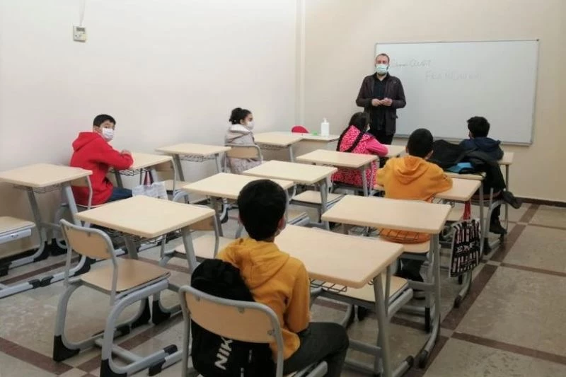 Bilgi Evi yeni şubesiyle hizmete girdi
