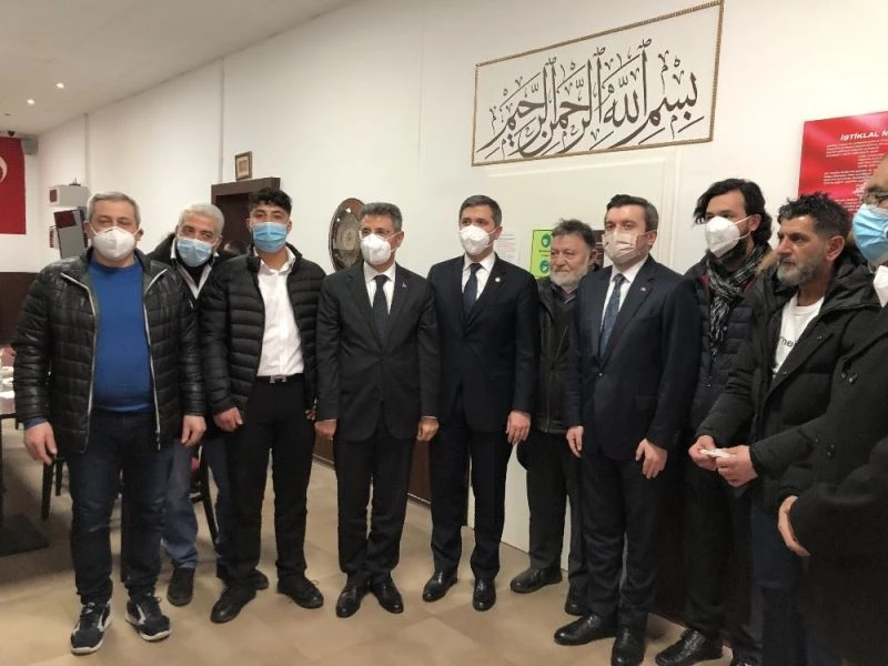 Hanau’daki saldırıda hayatını kaybedenler anıldı
