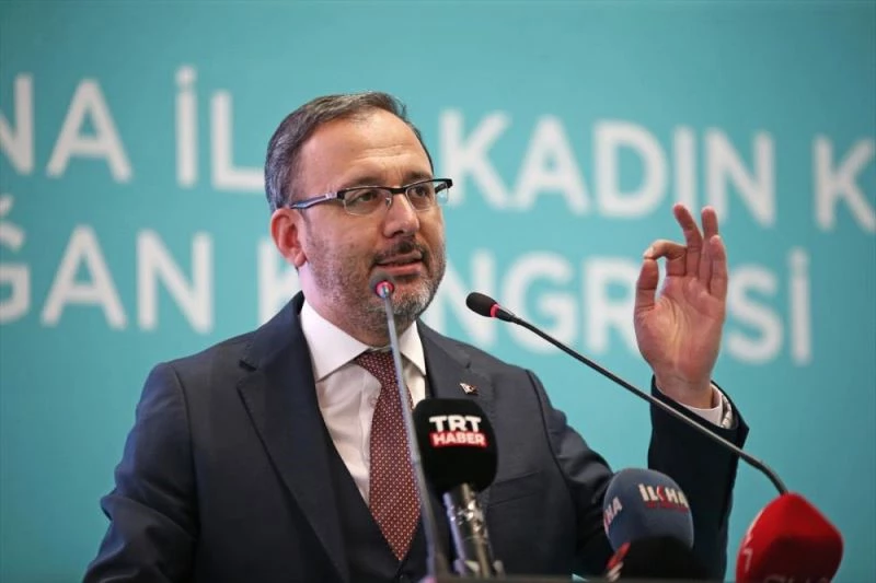 Bakan Zehra Zümrüt Selçuk: 