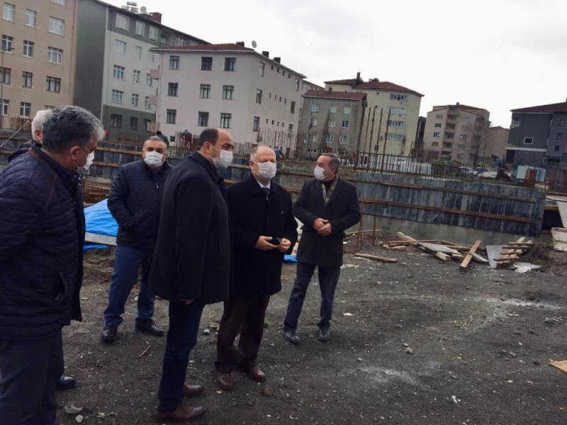 Kaymakam Çorumluoğlu okul inşaatını inceledi
