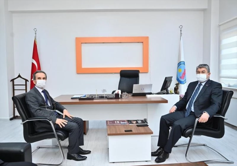 OSMANİYE VALİSİ YILMAZ, NÜFUS VE VATANDAŞLIK İL MÜDÜRLÜĞÜ’NÜ ZİYARET ETTİ