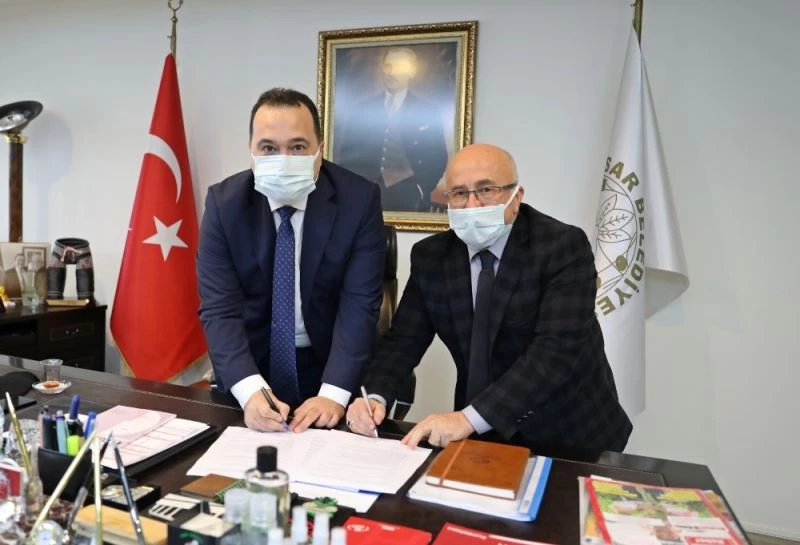 Akhisarlı çocuklar 2021 yılında da ücretsiz sütle buluşacak
