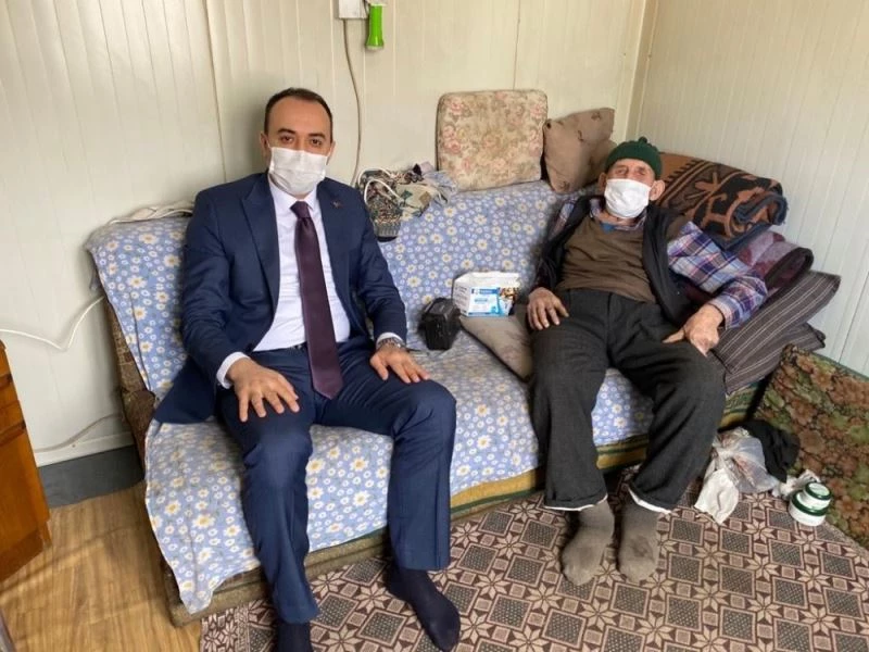 Kaymakam Pelvan: Yaşlılarımızın yanındayız