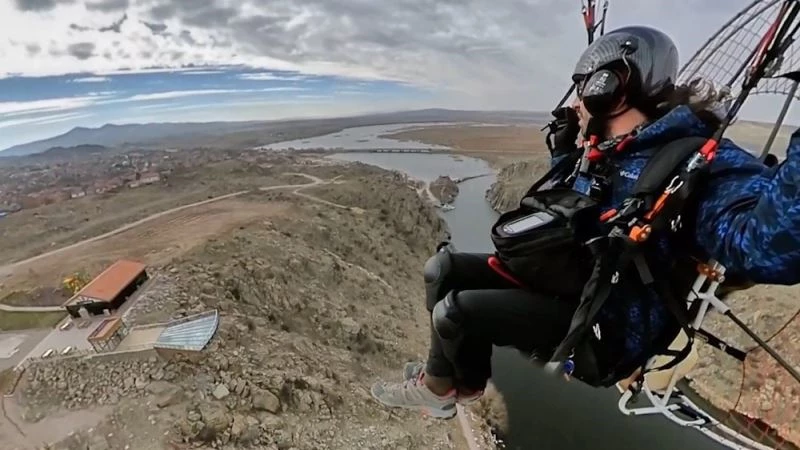 Çeşnigir Köprüsü ve Kanyonunda paramaor deneme uçuşu yapıldı
