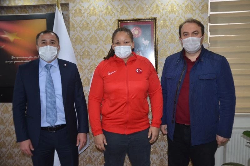 Milli Judocu Kayra Sayit, olimpiyatlardan madalya ile dönmek istiyor
