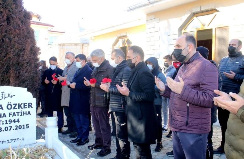 24’ncü yıl dönümünde dualarla anıldılar
