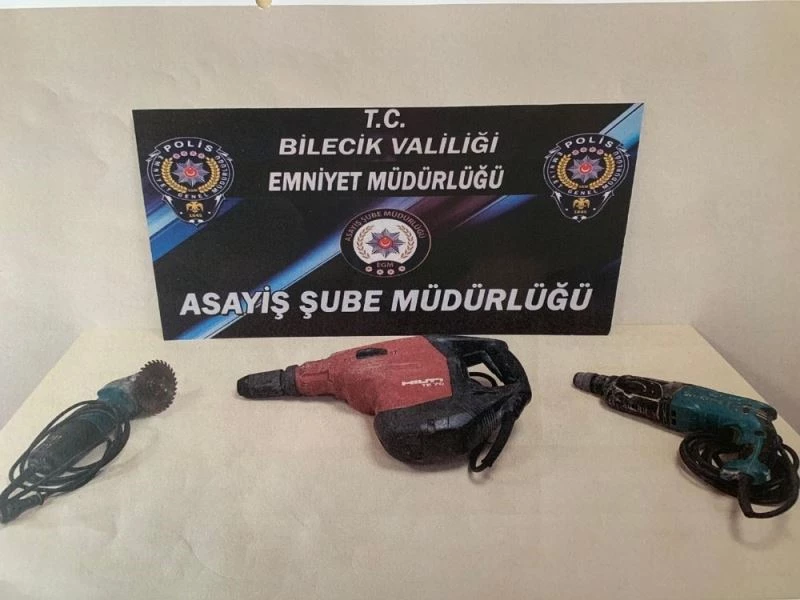 Hırsızlık olayı 90 saatlik kamera kayıtları incelenerek aydınlatıldı
