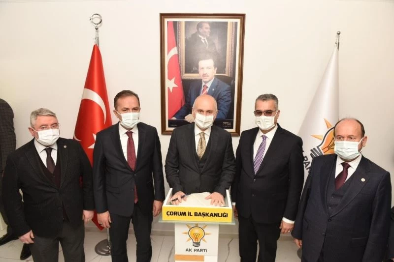 Ulaştırma ve Altyapı Bakanı Karaismailoğlu: “Ömrümüzü halkımıza vakfettik, hedeflerimize ulaşana kadar uykuyu kendimize haram ettik”
