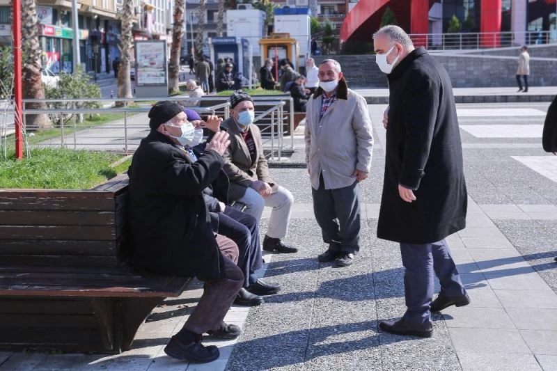 Sandıkçı: “Tüm imkanlarımızla salgınla mücadeleye devam”
