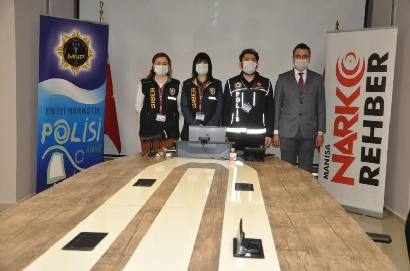 Manisa polisi, 434 okulda 20 bin 400 öğrenci ve velisine ulaşacak
