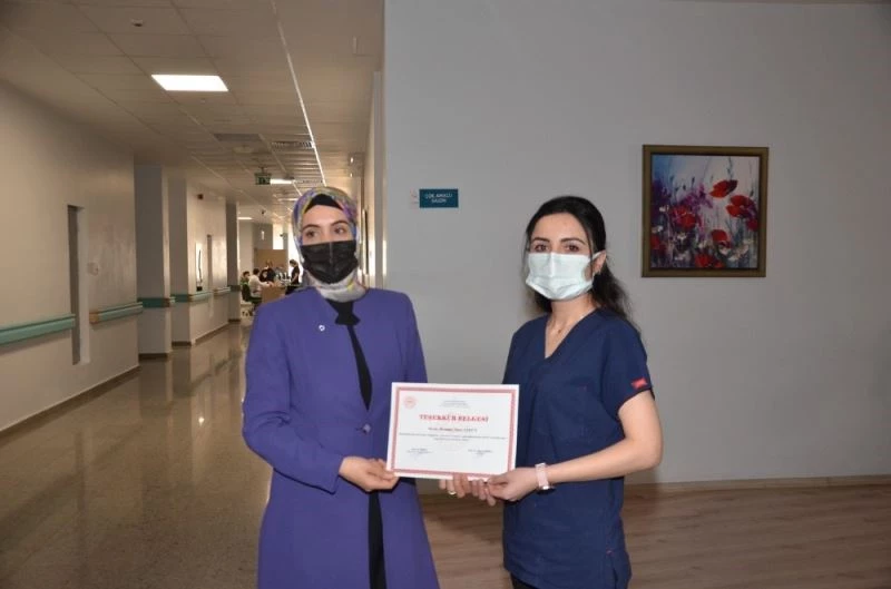 Şiddete uğrayan hemşireden uzlaşma sürecinde alkışlanacak hareket
