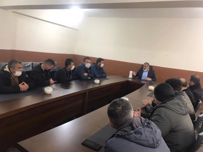 Şenoba Belde Belediye Başkanı Babat, esnafla bir araya geldi
