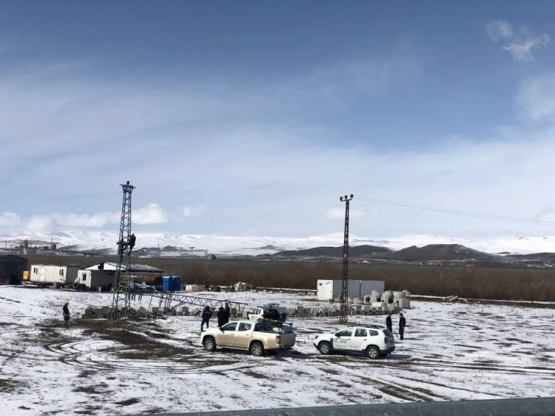 ‘Kar Kaplanları’nın zorlu mesaisi devam ediyor
