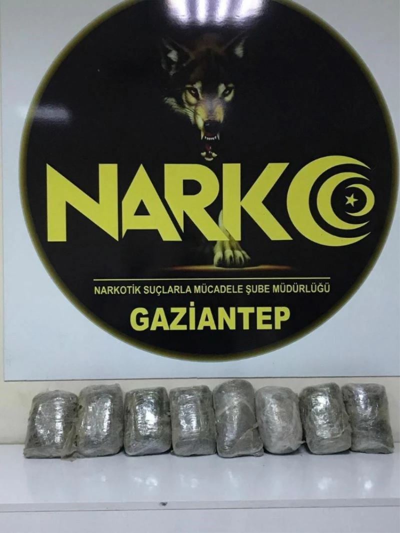 Kamyona zulalanan 8 kilo uyuşturucu ele geçirildi
