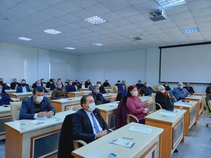 Mahalle ve köy muhtarlarına eğitim verildi
