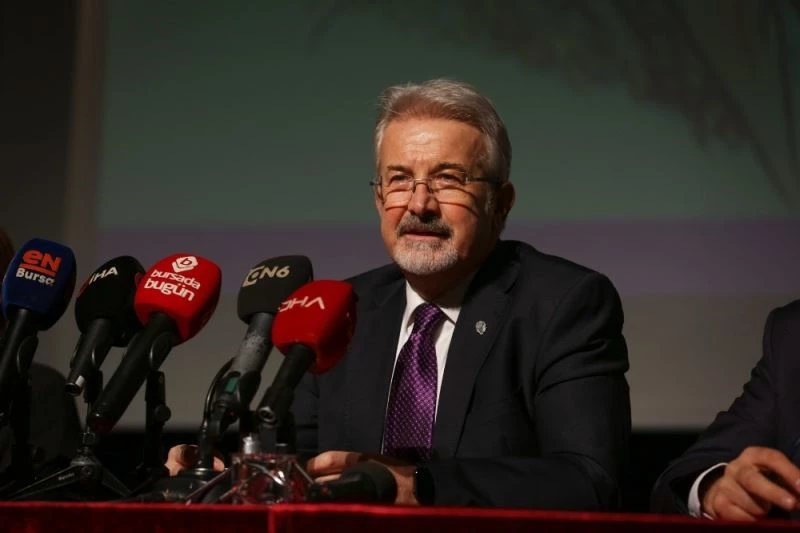 Nilüfer Belediyesi 2021 yılını Gülten Akın’a adadı
