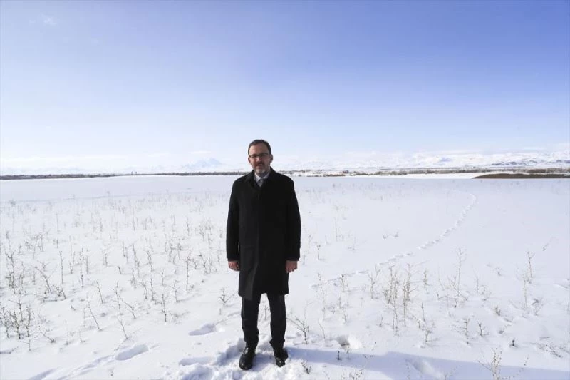 Bakan Kasapoğlu, Ağrı Dağı