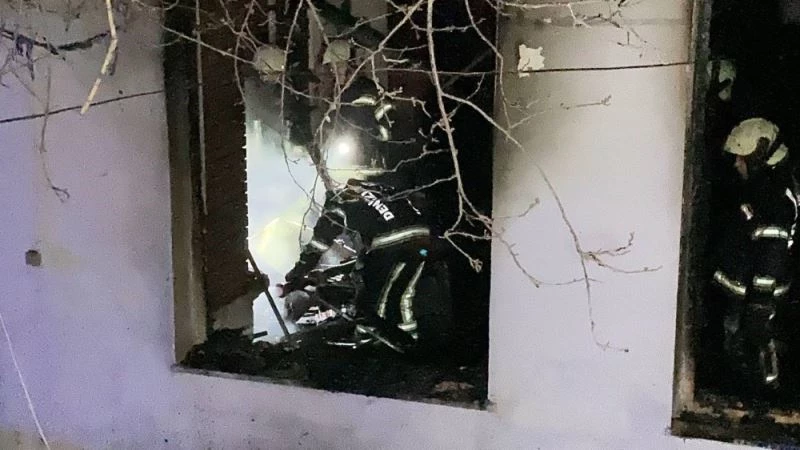 Bekçinin yakmak istediği soba patladı: 3 ölü
