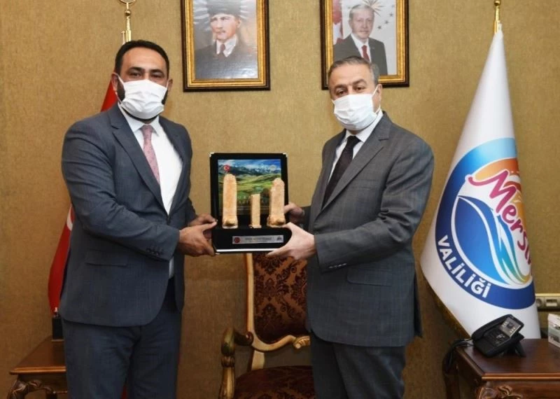 Başkan Yılmaz, Orhun Yazıtlarının minyatürünü hazırlattı
