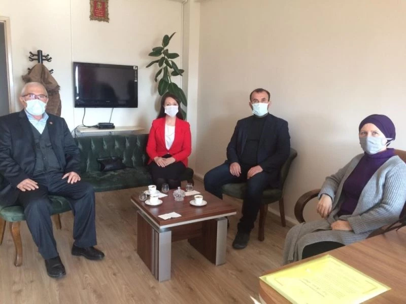 Tekin’den, KYK müdürlüğüne atanan Sevgi Belder Eren’i ziyaret
