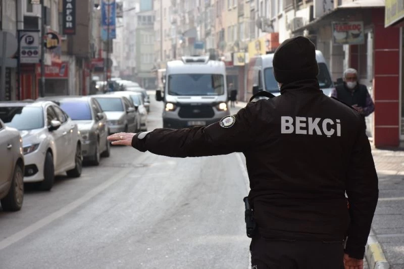 Balıkesir’de hafta sonu kısıtlama denetimleri sıkılaştırıldı
