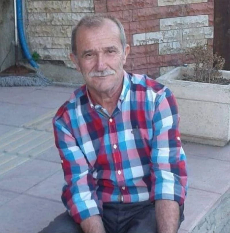 Yol şantiyesinde servis şoförlüğü yapan sürücü hayatını kaybetti
