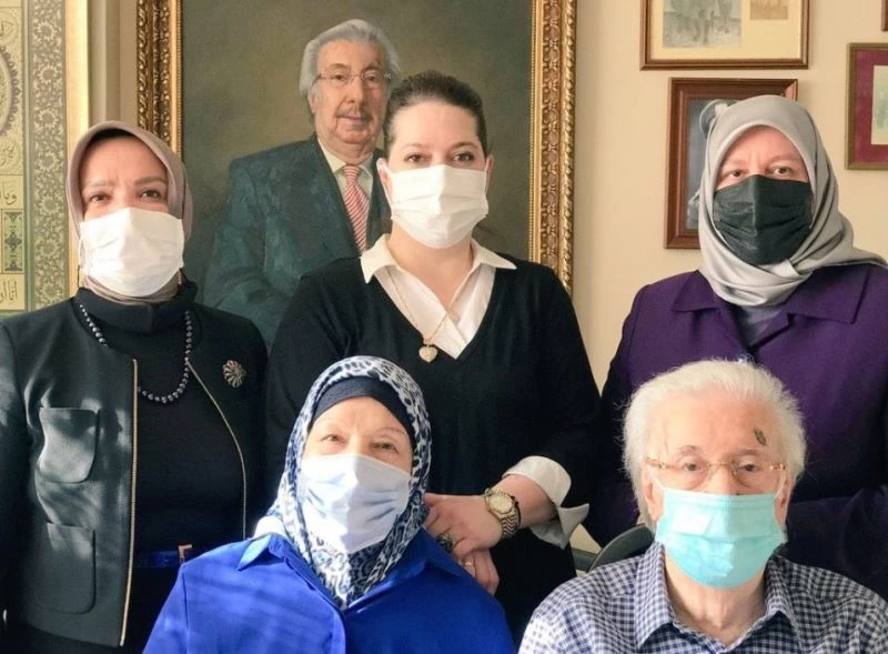 Cumhurbaşkanı Erdoğan’dan, Osmanlı Hanedanı Reisi Harun Osmanoğlu’na taziye telefonu
