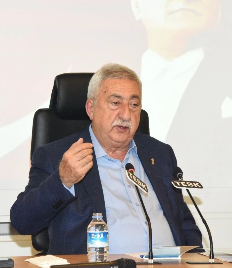 Palandöken: “Esnaf ve sanatkarlarımız Ahilik Yılı’nda daha çok desteklenmeli”

