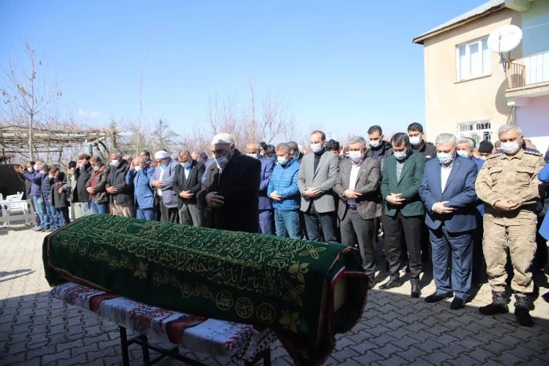 Bükardi Belediye Başkanı Açmaz son yolculuğuna uğurlandı
