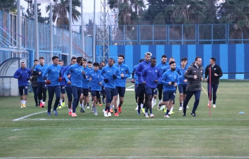 Cüneyt Dumlupınar: “Belirleyici biz olmalıyız”
