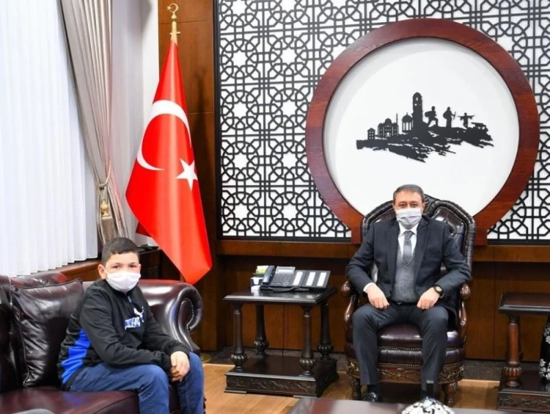 Çoban Şevki’den Vali Şıldak’a ziyaret
