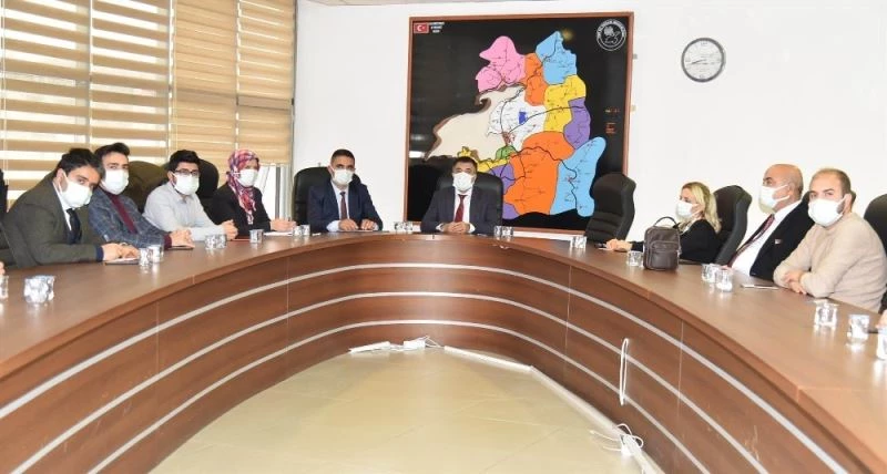 Müdür Sünnetçioğlu’ndan 75 yaş ve üzeri için aşı uyarısı
