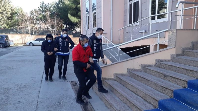 Uyuşturucu ticareti zanlılarına adli kontrol
